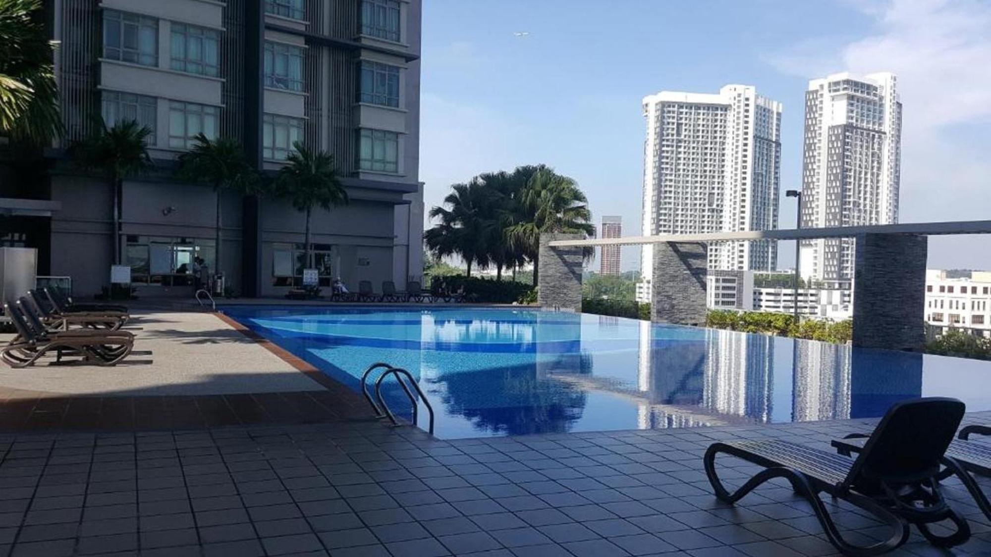 Shaftesbury Residences Cyberjaya Studio Suites Free Parking Extérieur photo